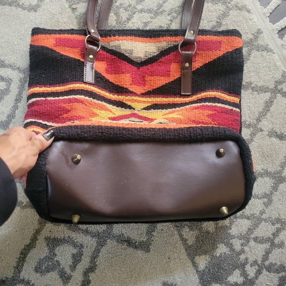 Tote - Picture 2 of 4